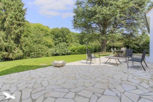 Maison à vendre |  Magny-en-Vexin |  6 pièces | 219 m²