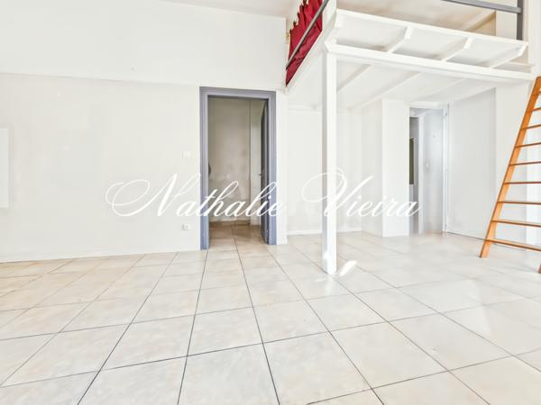 Palavas-les-Flots (34250) MAISON T3 70 m2 AVEC COUR ET TOIT TERRASSE 35 M2