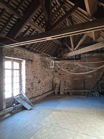 Immeuble à vendre à Chailland en Mayenne (53420), ref : 53077-39