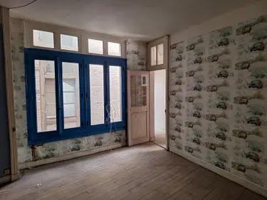 Immeuble à vendre à Chailland en Mayenne (53420), ref : 53077-39