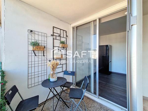 Lumineux 2 pièces avec balcon et parking