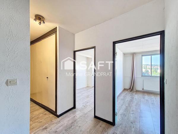 Lumineux 2 pièces avec balcon et parking