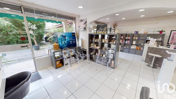 Boutique/Local commercial à vendre 58 m² Lésigny