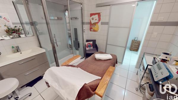 Boutique/Local commercial à vendre 58 m² Lésigny