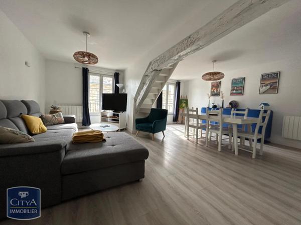 Appartement à louer 4 pièces 84.9m²