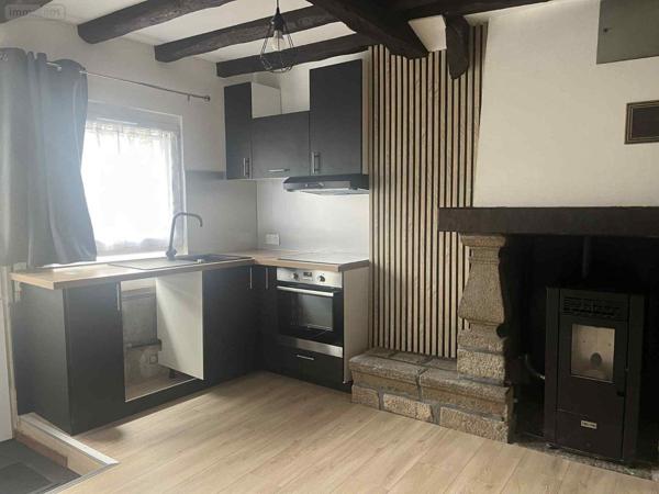 Maison à louer à Maen Roch en Ille-et-Vilaine (35460), ref : 153/155