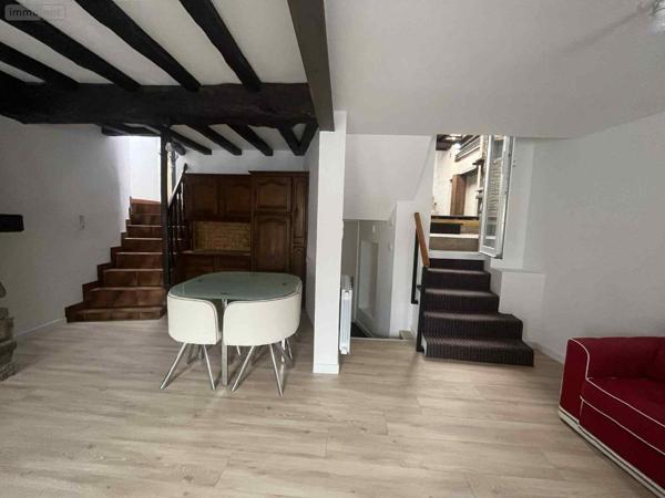 Maison à louer à Maen Roch en Ille-et-Vilaine (35460), ref : 153/155