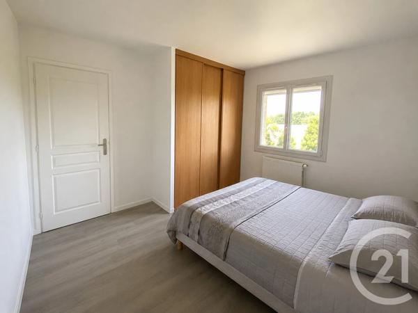 Maison à vendre  5 pièces - 117 m 2   GENAS  - 69