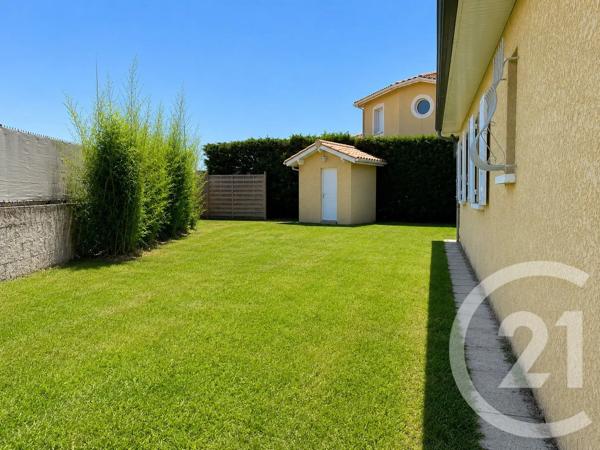 Maison à vendre  5 pièces - 117 m 2   GENAS  - 69