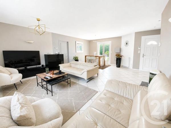 Maison à vendre  5 pièces - 117 m 2   GENAS  - 69