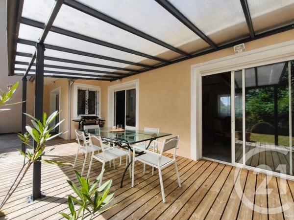 Maison à vendre  7 pièces - 221,24 m 2   JACOB BELLECOMBETTE  - 73