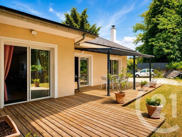 Maison à vendre  7 pièces - 221,24 m 2   JACOB BELLECOMBETTE  - 73