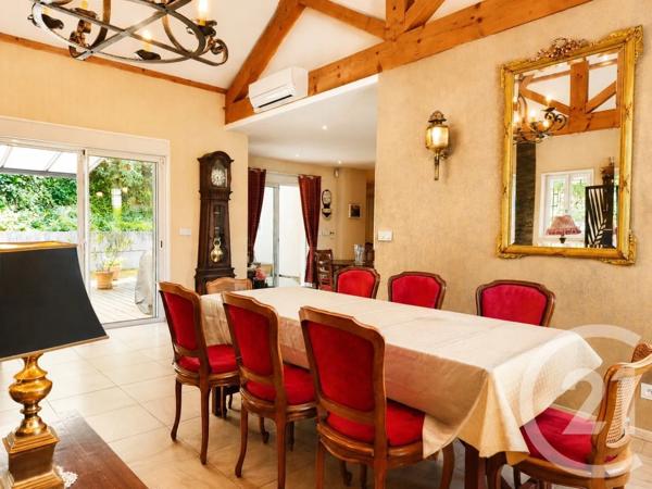 Maison à vendre  7 pièces - 221,24 m 2   JACOB BELLECOMBETTE  - 73