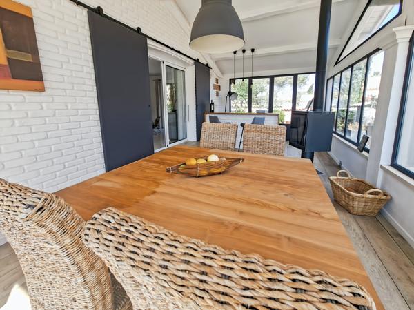 Magnifique villa avec piscine et extérieur d'exception à Maraussan