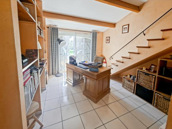 Magnifique villa avec piscine et extérieur d'exception à Maraussan