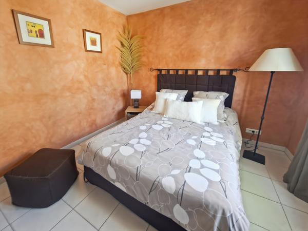 Magnifique villa avec piscine et extérieur d'exception à Maraussan