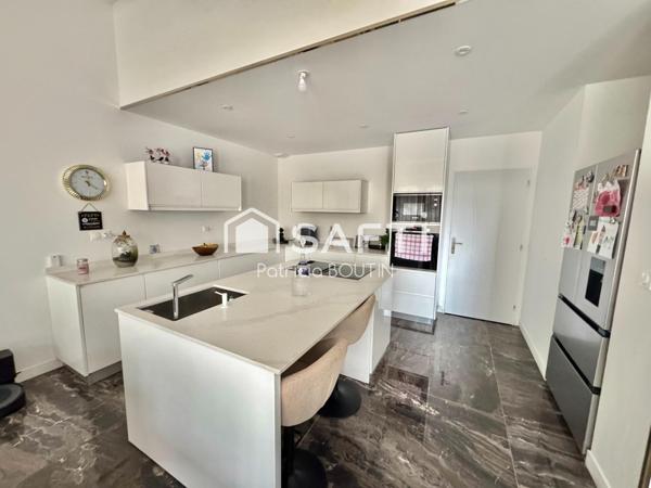 PAVILLON 2022 DE PLAIN PIED 4 CHAMBRES ET PISCINE A NIORT !