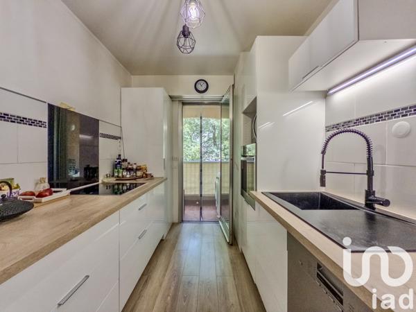 Appartement à vendre 3 pièces 71 m² Peymeinade