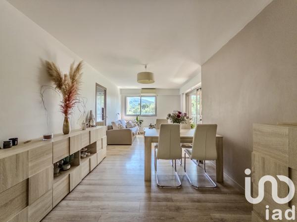 Appartement à vendre 3 pièces 71 m² Peymeinade