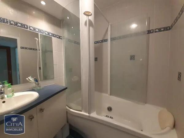 Appartement à louer 3 pièces 69.97m² Grenoble (38000)