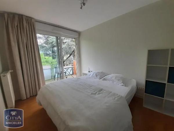 Appartement à louer 3 pièces 69.97m² Grenoble (38000)