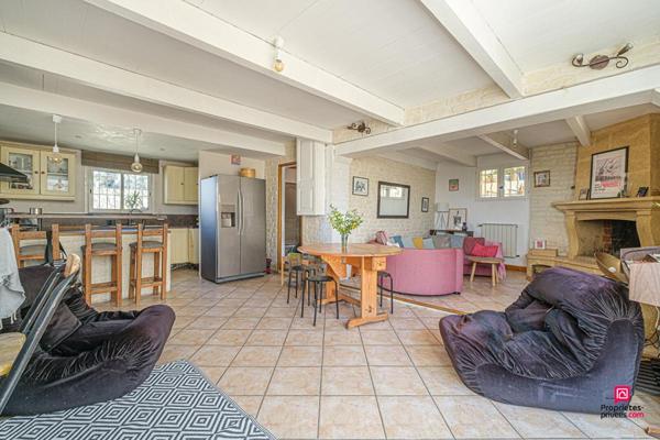 Maison  5 pièce(s) 124 m2 avec piscine