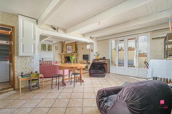 Maison  5 pièce(s) 124 m2 avec piscine