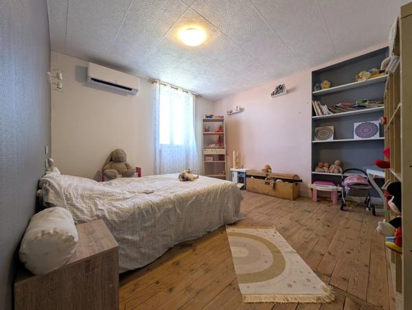 Villerest — Maison 277 m² 5 ch, piscine, sans vis-à-vis