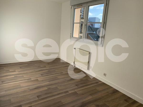Location 4 Pieces 85 80000 Amiens 25 0818 03 0063