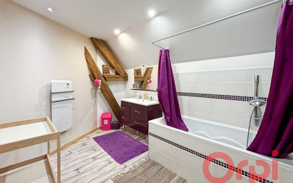 Maison à vendre    6 pièces •  Givardon