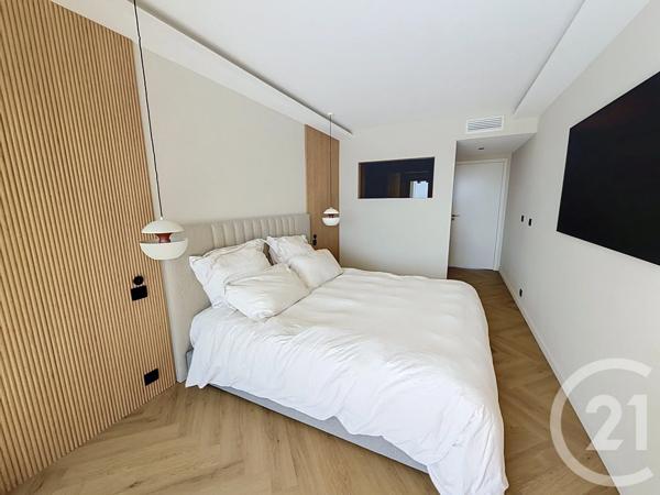Appartement F4 à vendre  4 pièces - 99,62 m 2   MANDELIEU LA NAPOULE  - 06