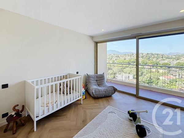 Appartement F4 à vendre  4 pièces - 99,62 m 2   MANDELIEU LA NAPOULE  - 06