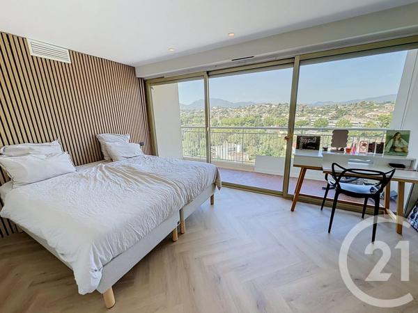 Appartement F4 à vendre  4 pièces - 99,62 m 2   MANDELIEU LA NAPOULE  - 06