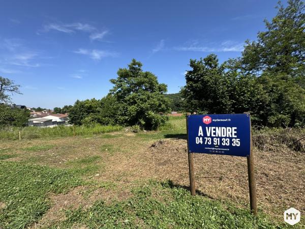 Terrain • Vente • 442m2 • Nohanent 112 800 € FAI
