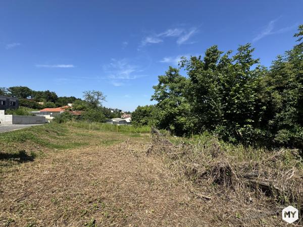 Terrain • Vente • 442m2 • Nohanent 112 800 € FAI