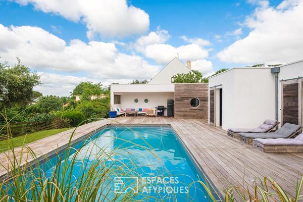 Villa contemporaine avec vue