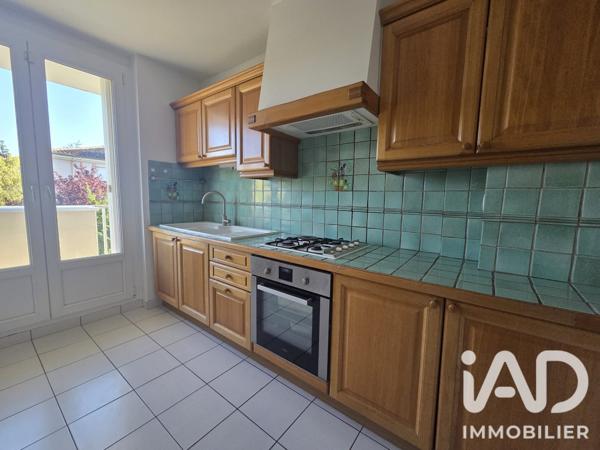 Location appartement 2 pièces 48,6 m² Tassin-la-Demi-Lune