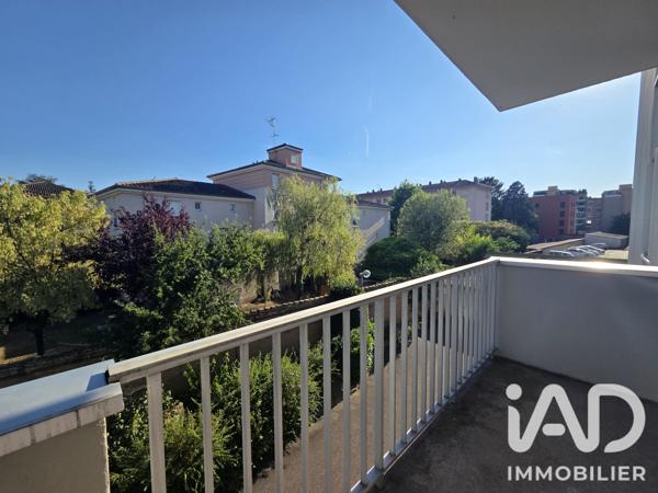 Location appartement 2 pièces 48,6 m² Tassin-la-Demi-Lune