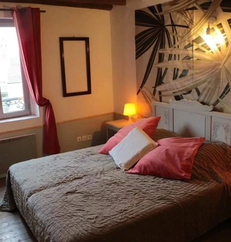 Idéalement située, charme de l'ancien