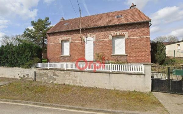 Maison à vendre    3 pièces •  Villers-Faucon