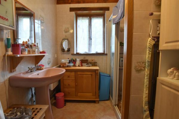 Maison ancienne 4 pièces avec terrain arboré de 1907 m² – secteur Nuits-Saint-Georges