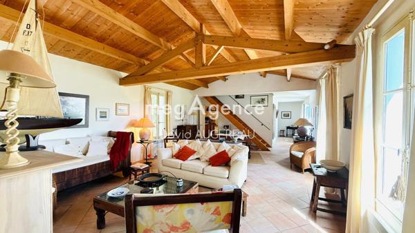 Maison à L' ILE-D'YEU, 85350 - 5 pièces 147m²