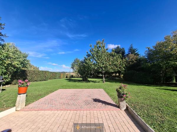 Coulommiers (77120) Belle briarde 160m². Terrain 2350m²