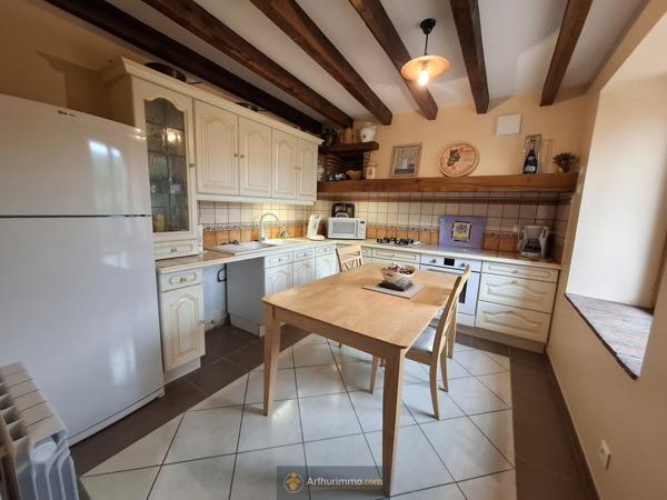 Coulommiers (77120) Belle briarde 160m². Terrain 2350m²