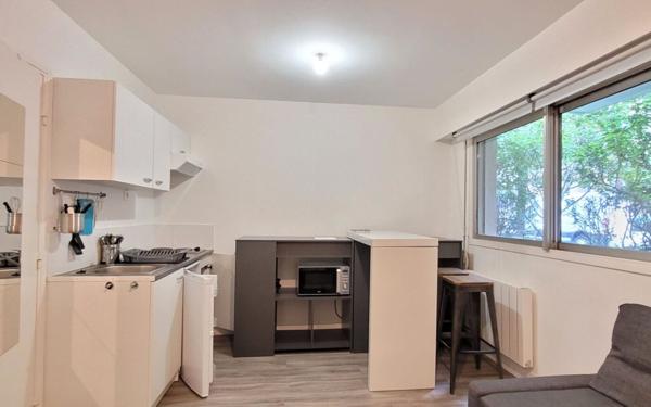 Appartement à louer    1 pièce • 17,73 m2 Issy-les-Moulineaux