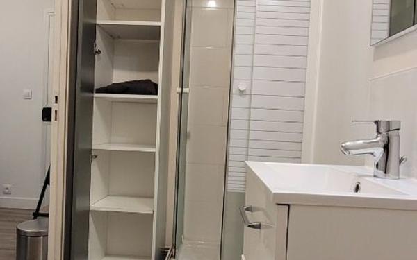 Appartement à louer    1 pièce • 17,73 m2 Issy-les-Moulineaux