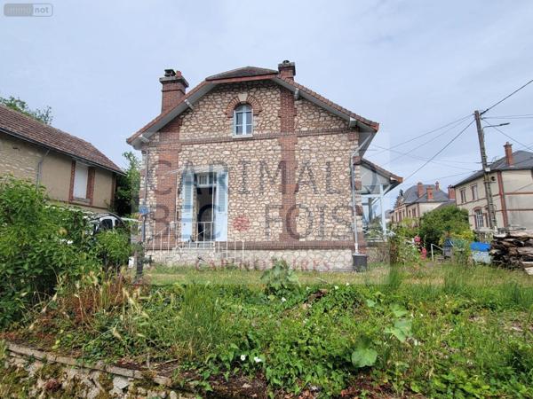 Maison à vendre à Vald'Yerre dans l'Eure-et-Loir (28290), ref : JS/920