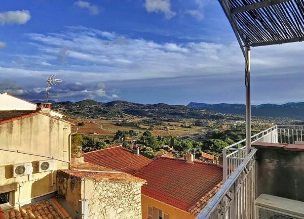 Appartement à vendre    3 pièces • 57 m2 La Cadière-d'Azur