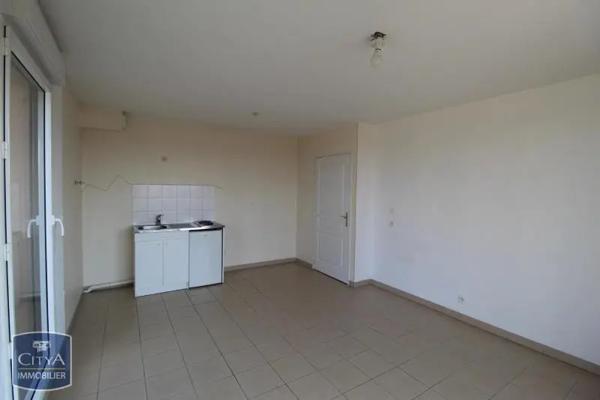 Appartement à louer 1 pièce 28.8m² Chartres (28000)