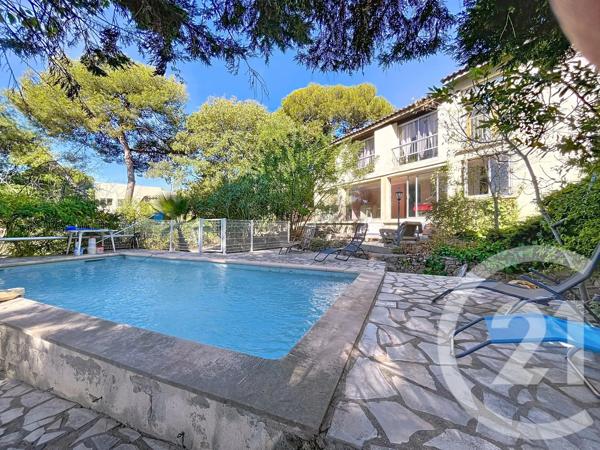 Maison à vendre  7 pièces - 185 m 2   FRONTIGNAN  - 34